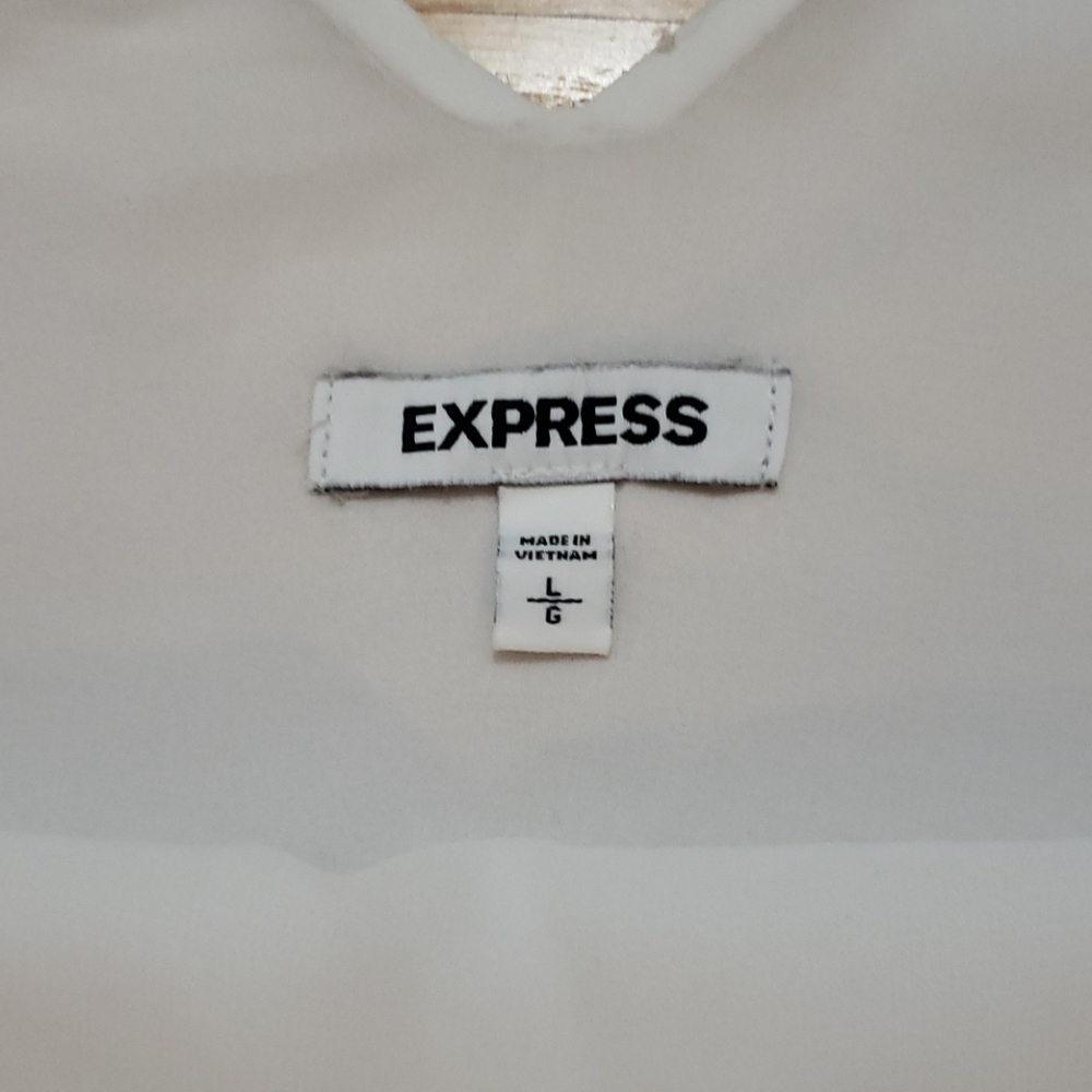 Express Tank Top - Picture 3 of 5
